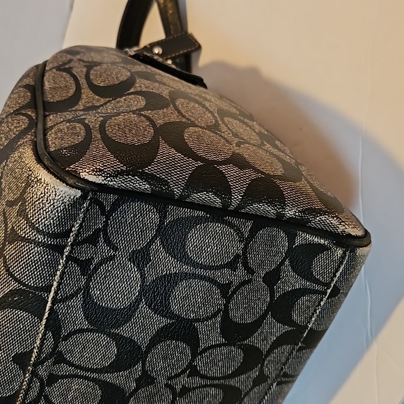 PREOWNED COACH HOBO - Picture 7 of 12